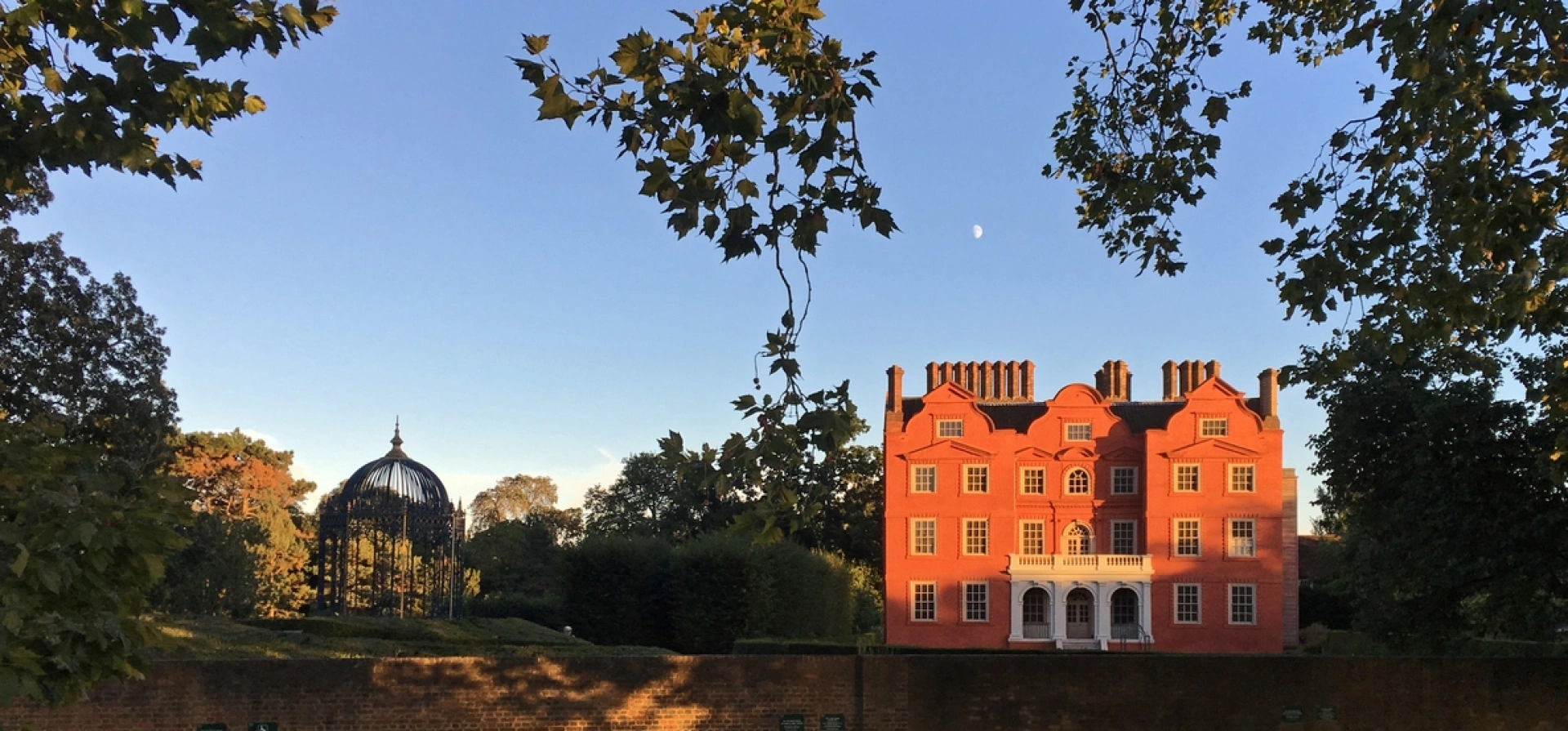 Kew Gardens and Palace Experience in London Experience Days Vouchers