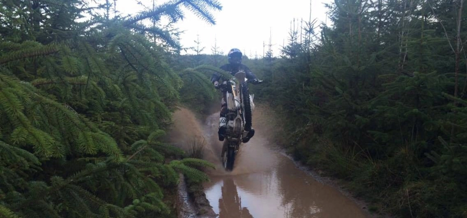 Shropshire Off-Roading Enduro Driving Experience Gift Vouchers