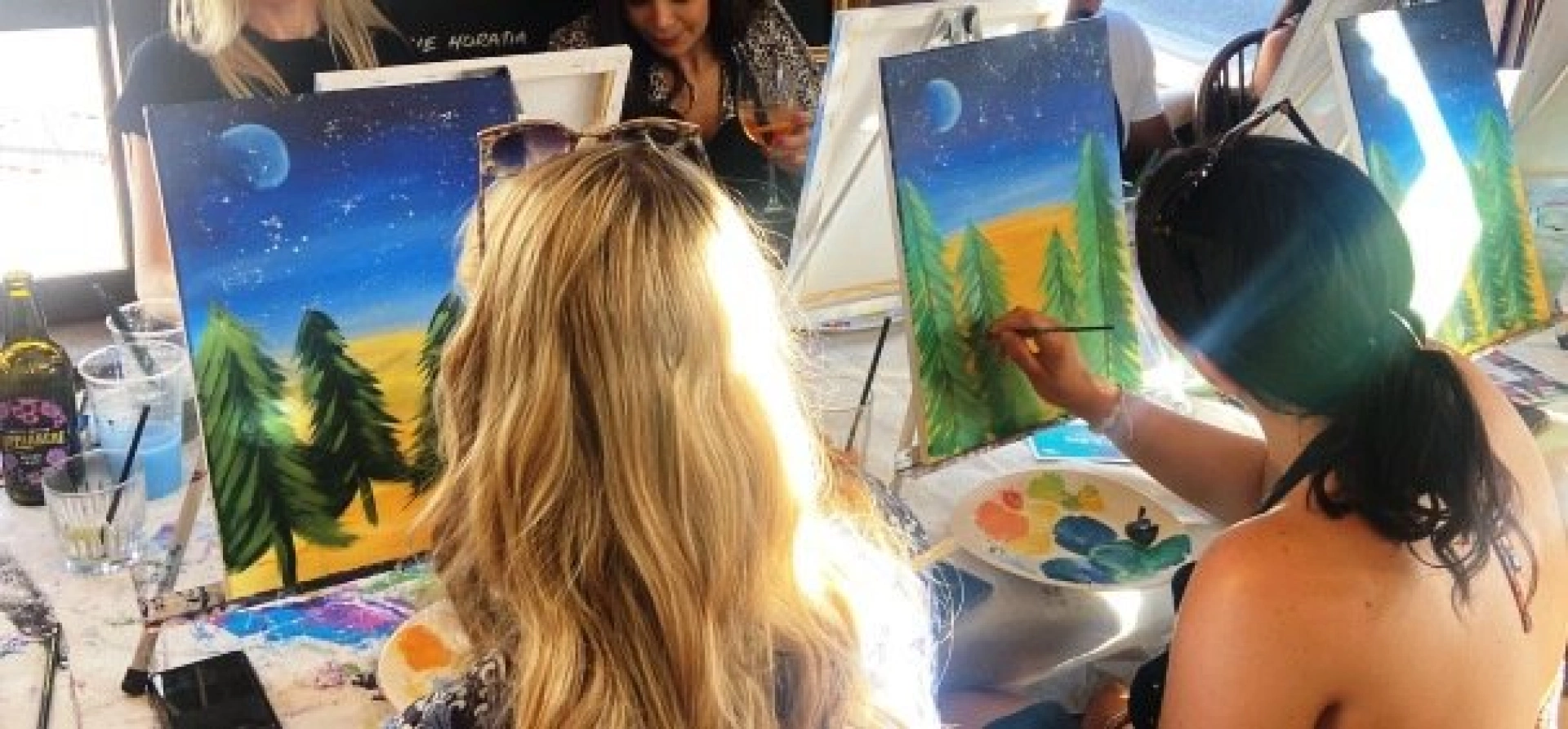 Paint and Sip Art Class in Bristol Gift Vouchers £30 for 1